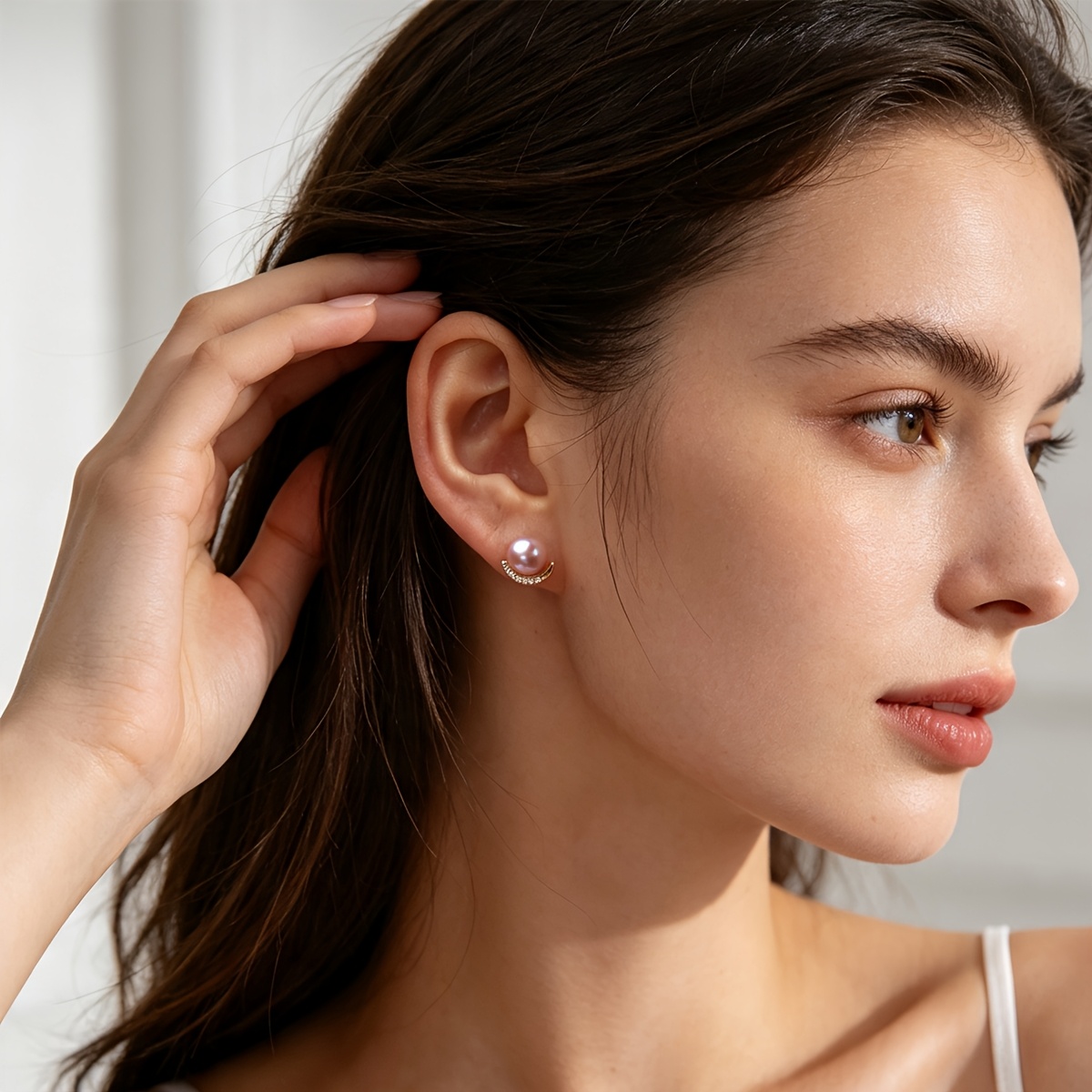 A Pair of 925 Silver Freshwater Pearl Earrings